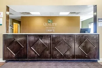 Quality Suites Corbin North hotel thumbnail 4