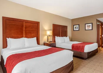 Holiday Inn Express and Suites Morehead by IHG hotel thumbnail 3