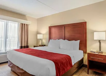 Holiday Inn Express and Suites Morehead by IHG hotel thumbnail 5