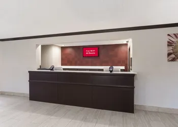 Red Roof Inn & Suites Corbin hotel thumbnail 2