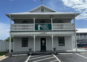 Key West Inn - Clanton hotel thumbnail 7