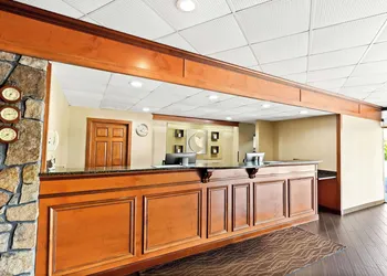 Comfort Inn Grantsville-Deep Creek Lake hotel thumbnail 2