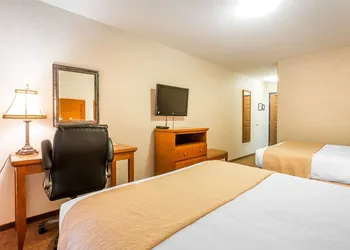 Quality Inn And Suites Lethbridge hotel thumbnail 7
