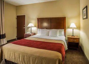 Comfort Inn & Suites Morganton South hotel thumbnail 8