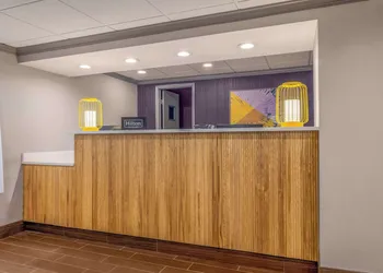 Spark by Hilton Clarks Summit hotel thumbnail 8