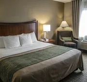 Quality Inn & Suites Bradford hotel detail image 5