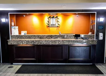 MainStay Suites Coralville - Iowa City hotel thumbnail 4