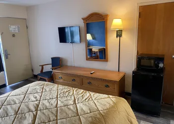 Motel 6 Marianna, FL hotel thumbnail 7
