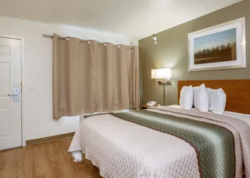 HomeTowne Studios by Red Roof Philadelphia – Mt Laurel/ Maple Shade, NJ hotel thumbnail 5