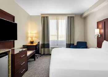Comfort Inn & Suites Riverton hotel thumbnail 8
