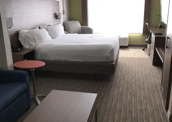 Holiday Inn Express & Suites Chattanooga (East Ridge) by IHG hotel thumbnail 6