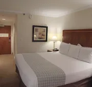 Hotel Executive Suites Newark Liberty Int'l Airport Carteret (EWR) hotel detail image 4