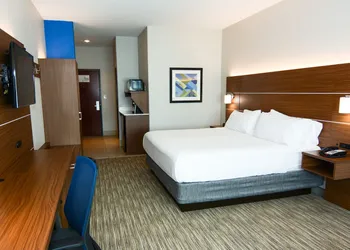 Holiday Inn Express Hotel & Suites Rolla - U of Missouri S&T by IHG hotel thumbnail 3