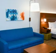 Holiday Inn Express Hotel & Suites Rolla - U of Missouri S&T by IHG hotel detail image 4