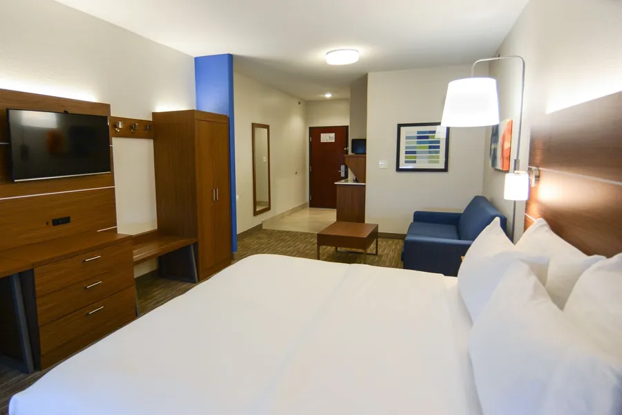 Holiday Inn Express Hotel & Suites Rolla - U of Missouri S&T by IHG hotel detail image 6