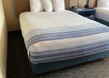 AmericInn by Wyndham Greenville hotel thumbnail 7