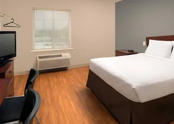 WoodSpring Suites Kansas City Liberty hotel thumbnail 8