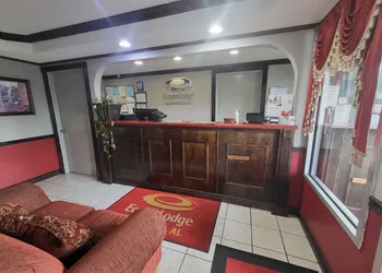 Econo Lodge Andalusia hotel thumbnail 5