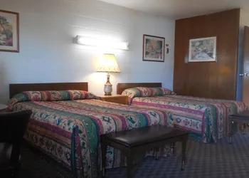 Budget Host 254 Inn Loveland hotel thumbnail 4