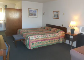 Budget Host 254 Inn Loveland hotel thumbnail 8