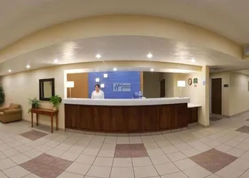 Holiday Inn Express Hotel & Suites ELKINS by IHG hotel thumbnail 2