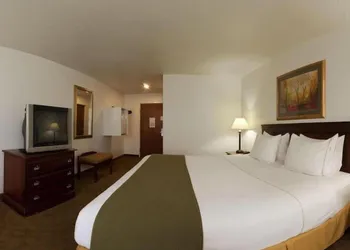 Holiday Inn Express Hotel & Suites ELKINS by IHG hotel thumbnail 6