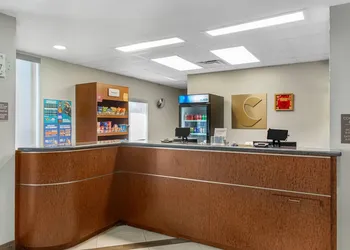 Comfort Suites West Jacksonville hotel thumbnail 2