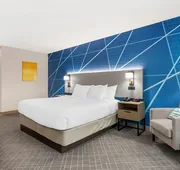 Comfort Inn & Suites hotel detail image 5