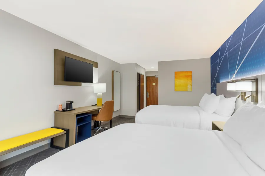 Comfort Inn & Suites hotel detail image 6