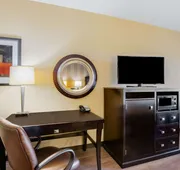 La Quinta Inn & Suites by Wyndham Bel Air/I-95 Exit 77A hotel detail image 4