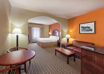 Holiday Inn Express & Suites East Amarillo by IHG hotel thumbnail 3