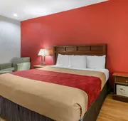Econo Lodge Eutaw I-20 hotel detail image 3