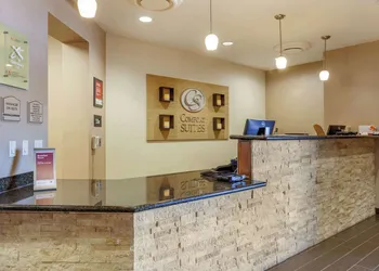 Comfort Suites Glendale - State Farm Stadium Area hotel thumbnail 2