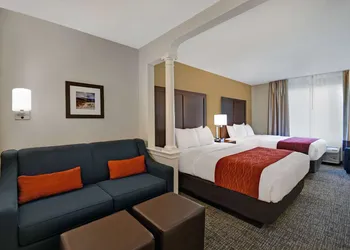 Comfort Inn & Suites Wilton hotel thumbnail 7