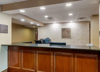 Comfort Inn & Suites Montgomery Eastchase hotel thumbnail 2