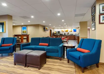 Comfort Inn & Suites Montgomery Eastchase hotel thumbnail 4