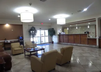 Baymont by Wyndham Pearsall hotel thumbnail 2