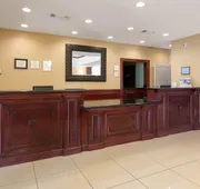 La Quinta Inn & Suites by Wyndham Lindale hotel detail image 4