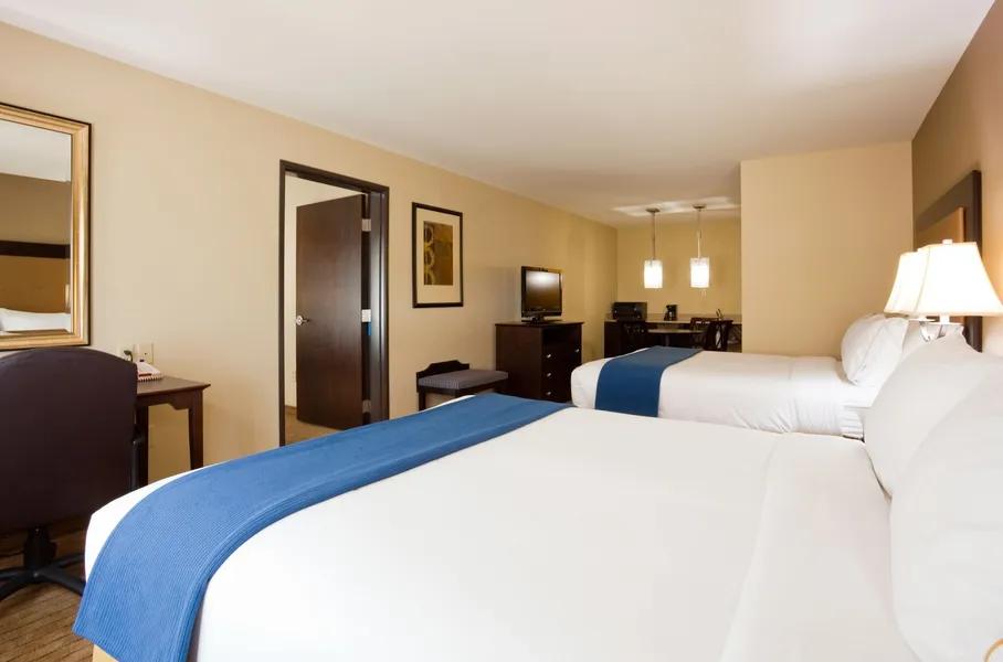Holiday Inn Express Hotel & Suites Madison-Verona by IHG hotel detail image 2