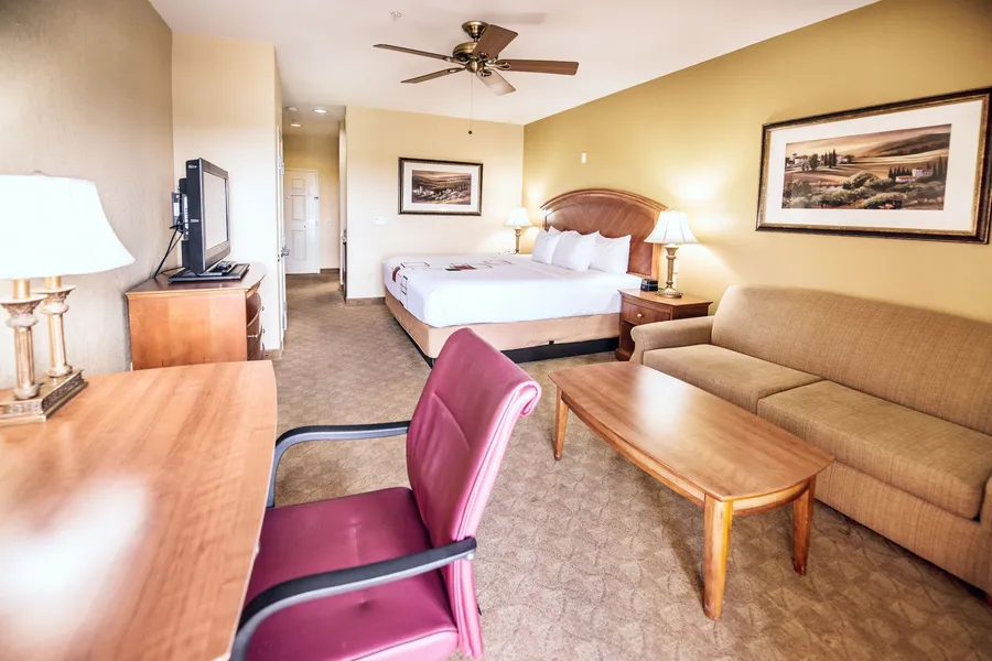 La Quinta Inn & Suites by Wyndham Marble Falls hotel detail image 6