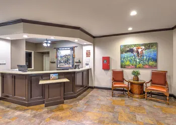 La Quinta Inn & Suites by Wyndham Marble Falls hotel thumbnail 3
