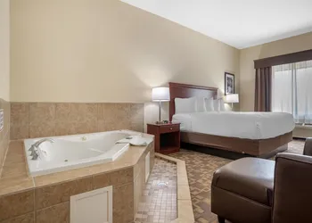 Best Western Opp Inn hotel thumbnail 6