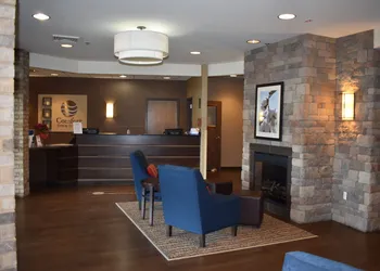 Comfort Inn and Suites Near Lake Guntersville hotel thumbnail 2