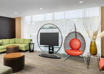 Comfort Suites Lake City hotel thumbnail 3