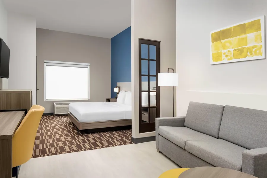Comfort Suites Lake City hotel detail image 6