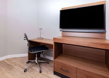 Hawthorn Extended Stay by Wyndham Ardmore hotel thumbnail 6