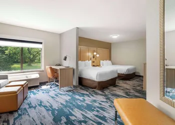 Comfort Suites At WestGate Mall hotel thumbnail 6