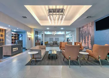La Quinta Inn & Suites by Wyndham Decatur hotel thumbnail 5