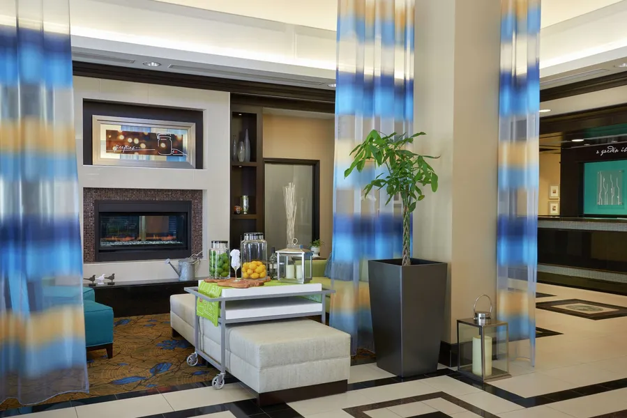 Hilton Garden Inn Toronto Airport West/Mississauga hotel detail image 2
