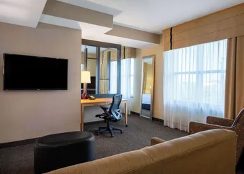 Wyndham Noblesville hotel thumbnail 7